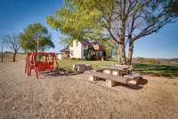Atchison 1870 Farmhouse - Wifi