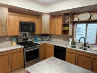 Harvard, B.U. M.I.T. Fenway Park convenient comfortable & spacious 3BR apartment - 3-Star