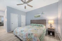 Beachfront Oasis - Lots of Amenities! - 4-Star