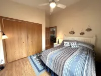 Lake House with a private trail to the beach! - 3 étoiles