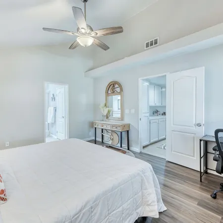 Casa Barrera Soothing 3-Bedroom Home in a North East Fresno!