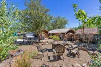 House of Mint - Down Town FLG w/  Hot Tub! Sleeps 12 - balcón