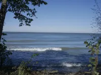 LUXURY WATERFRONT HOME w/PRIVATE BEACH w/BBQ PATIO - Wifi