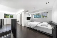 Taean (Anmyeondo) Indigo Nine Pool Villa - 游泳池