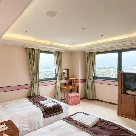 HOTEL  LiVEMAX Nagasaki  Airport