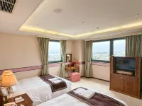 HOTEL  LiVEMAX Nagasaki  Airport - parking