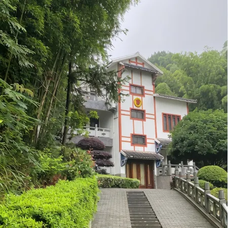 Taohuashan Ecological Garden Hotel