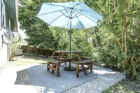 NRG Park Basecamp w/ Fenced Yard - 3-Sterne
