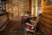 Visit Mountain Getaway for Labor Day! - Hot Tub - Fiber Wifi - Callaway - 4-Star