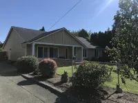Beautiful 3 bed 2 bath house 2mi from ferry to downtown Seattle - Pools