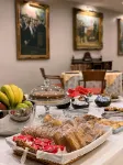Hotel Plaza Mayor - breakfast