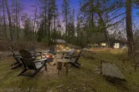 5-Acre Cabin. 1 Min to River Access & Downtown Post Falls. Near Cda - シャレー