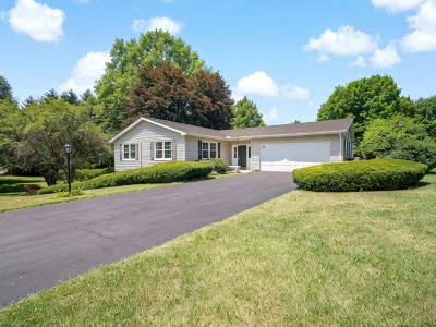 Comfortable & Spacious 5BD/3BA - Walk to State College HS and 5 min Uber to PSU