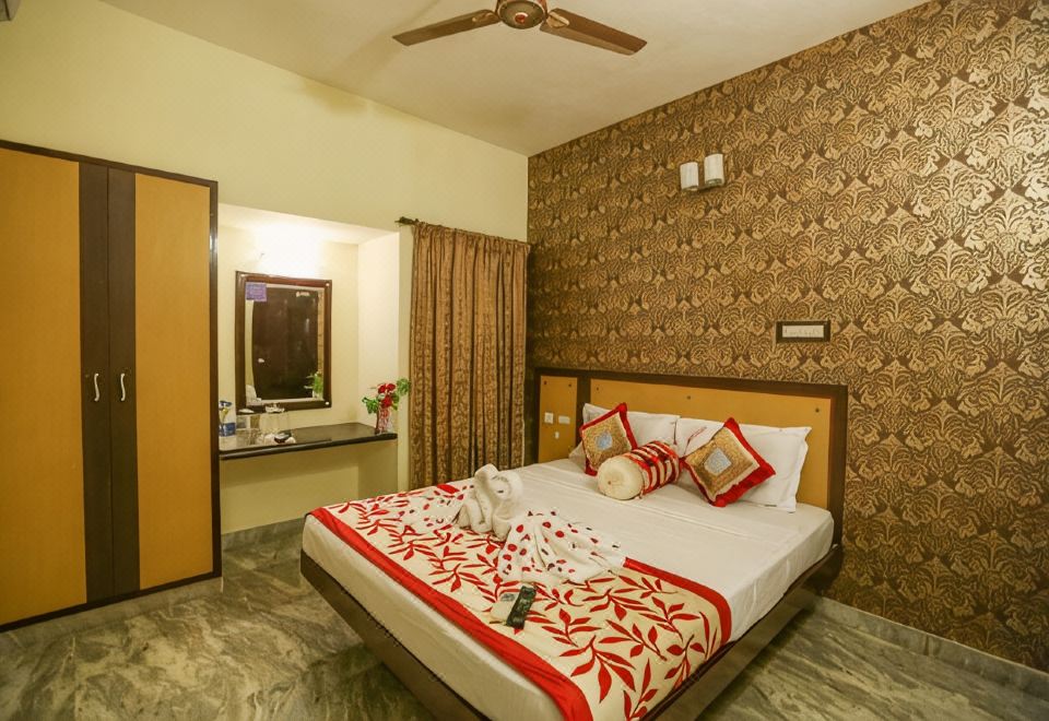 Hotel Abi's Inn - Housity