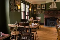 Dominion Hill Country Inn - Inns