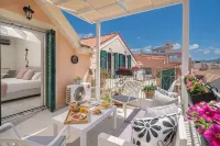 Rouchotas Apartments - Pet Friendly