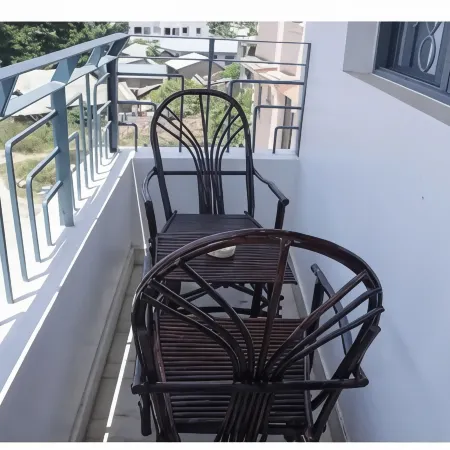 Lux Suites Carina Studio Apartments