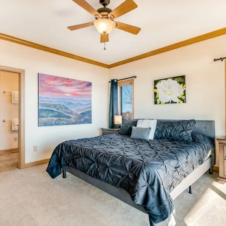 Comfy Condo at Top of Sugar Mtn - Ski in Ski Out - AC, WiFi
