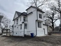 Beautiful remodeled historic Drake Univ home minutes from downtown and all metro - 3 Sao