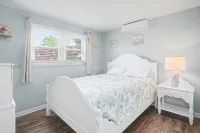 6Br Beach Oasis & Poolside Getaway w/ Game Room & Private Beach Access in Ppb - 3-Star