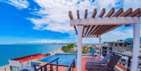 Hotel Suites Nadia Puerto Vallarta - สระว่ายน้ำแบบอินฟินิตี้