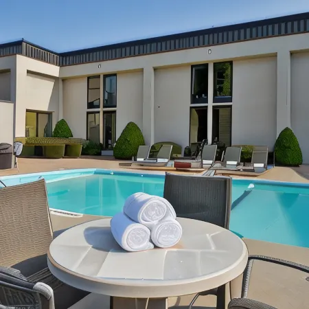 Greenstay Hotel & Suites Central
