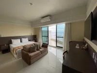 Tropical Executive Hotel - parking