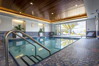 Qualicum Beach Inn - Beach