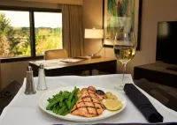 Embassy Suites by Hilton Portland Tigard - Aamiainen