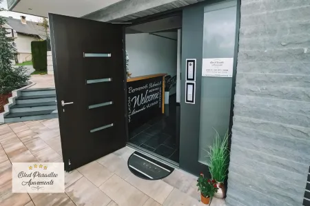 Hostel Bled Paradise Slovenia Отели в г. Кочна