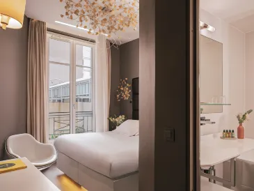 Legend Hôtel Paris