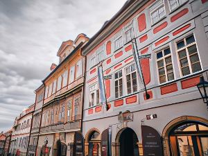 Hotel Golden Key Prague Castle