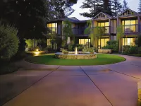 Creekside Inn Hotels near Palo Alto Junior Museum and Zoo