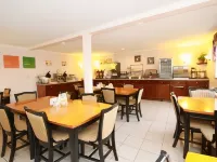 Quality Inn Kirkland Hotels in Kirkland