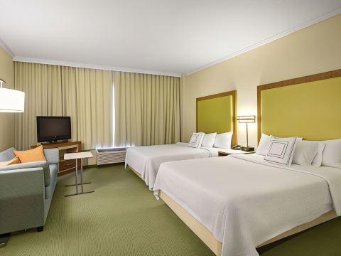 SpringHill Suites Lawrence Downtown