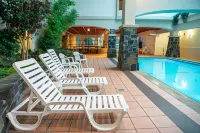 The Rundlestone Lodge