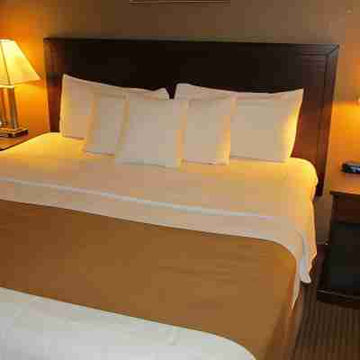 FairBridge Inn & Suites Rooms