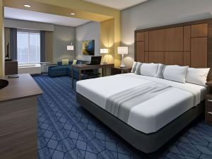 La Quinta Inn & Suites by Wyndham Round Rock Near Kalahari