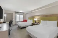 Country Inn & Suites by Radisson, Vallejo Napa Valley, CA Hotels near Boutique Classique