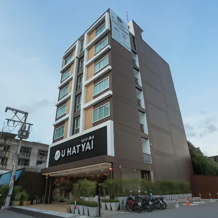 U Hatyai Hotel Отели рядом с достопримечательностью «Храм Чы Чанг»