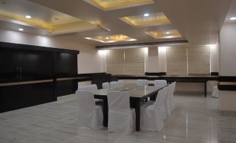 Hotel Madhuvan Palace