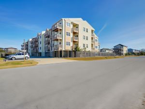 Kill Devil Hills Condo w/ on-Site Beach Access!