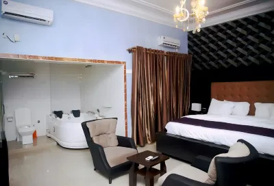 Hampton Towers & Spa - Deluxe Twin Hotels near Miriam Babangida Leisure Park