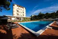 Hotel Touring Hotels in Falconara Marittima