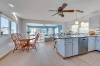 Wells Beach House w/ Ocean-View Deck Hotels in Wells