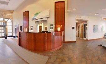 Holiday Inn Madison at the American Center