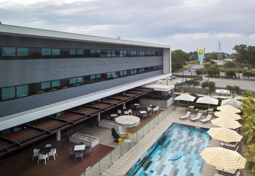 1. 아투라 블랙타운..