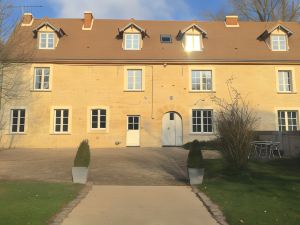 Domaine de La Villa Moulin de Champie - Gites & Suites - Versailles Plaisir St Quentin