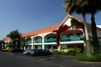 Dynasty Suites Redlands Hotels in Redlands