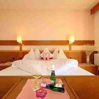 Hotel Garni Savoy Rooms